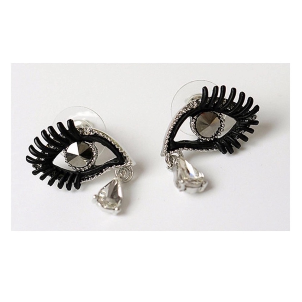 Black Crystal Eye Tear shape stud earnings. NWT